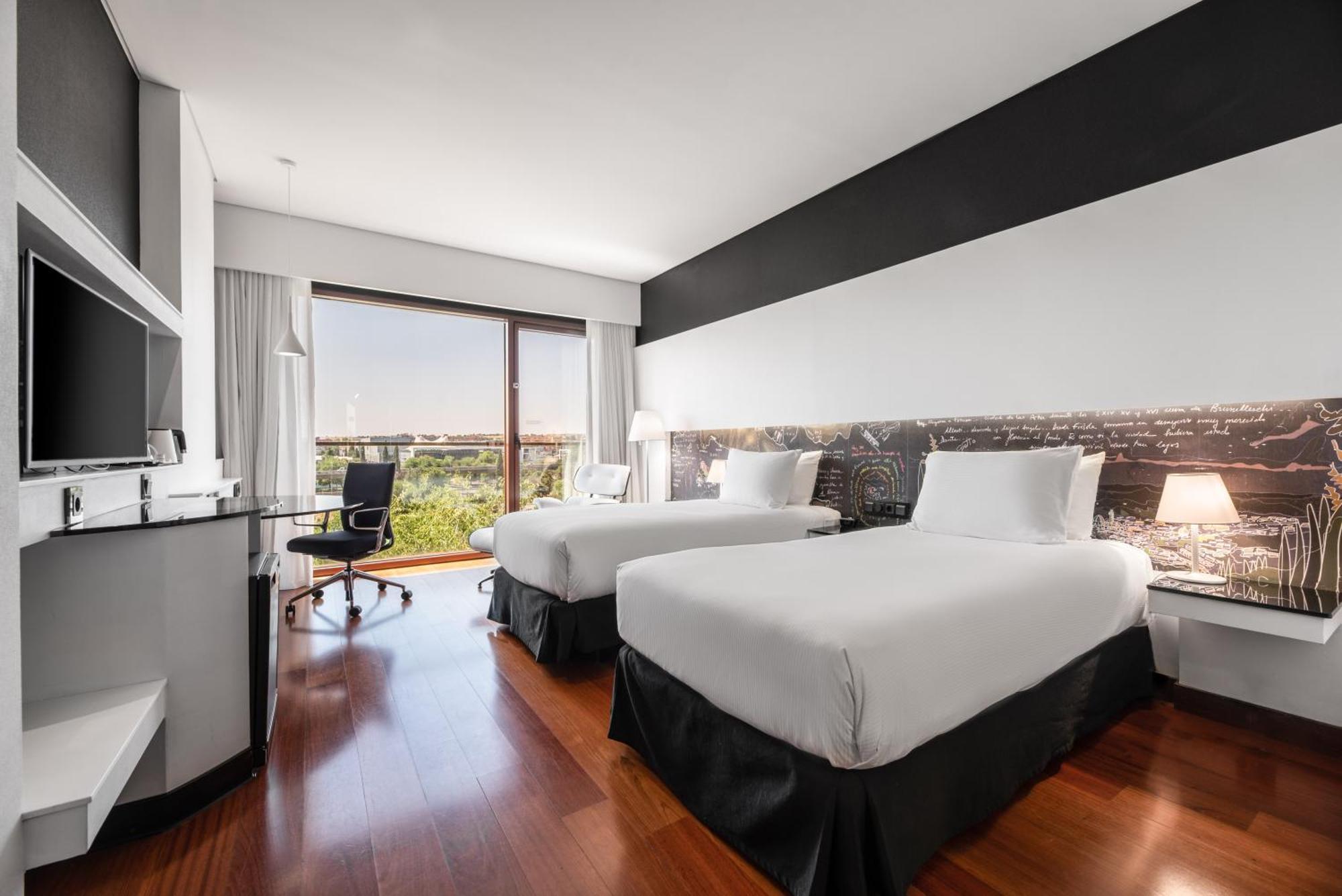 Hilton Madrid Airport Hotel Kültér fotó