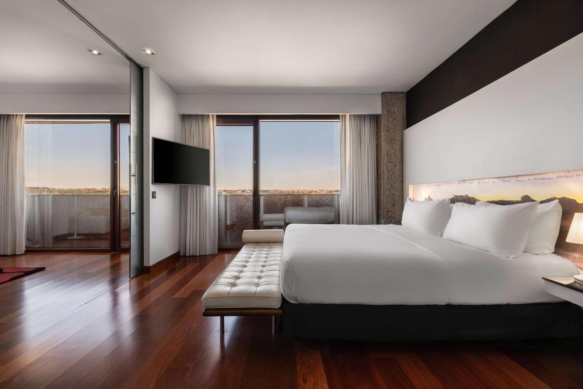 Hilton Madrid Airport Hotel Kültér fotó